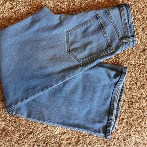Universal Thread Light Blue Denim Jeans